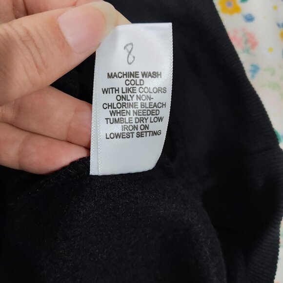 Fear of God Essentials Hoodie Black - Picture 8 of 9